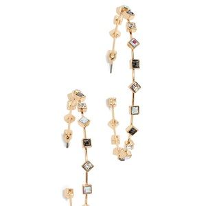 Looking for these bauble bar Elise earrings!!!!